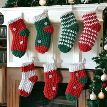 Christmas Stockings Garland Crochet Pattern