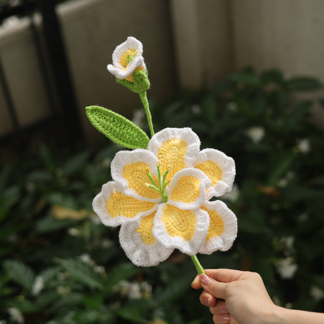 Lisianthus Flower Crochet Pattern